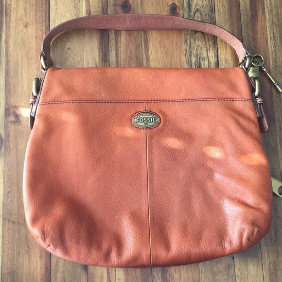 Fossil Purse - Picture 2 of 6